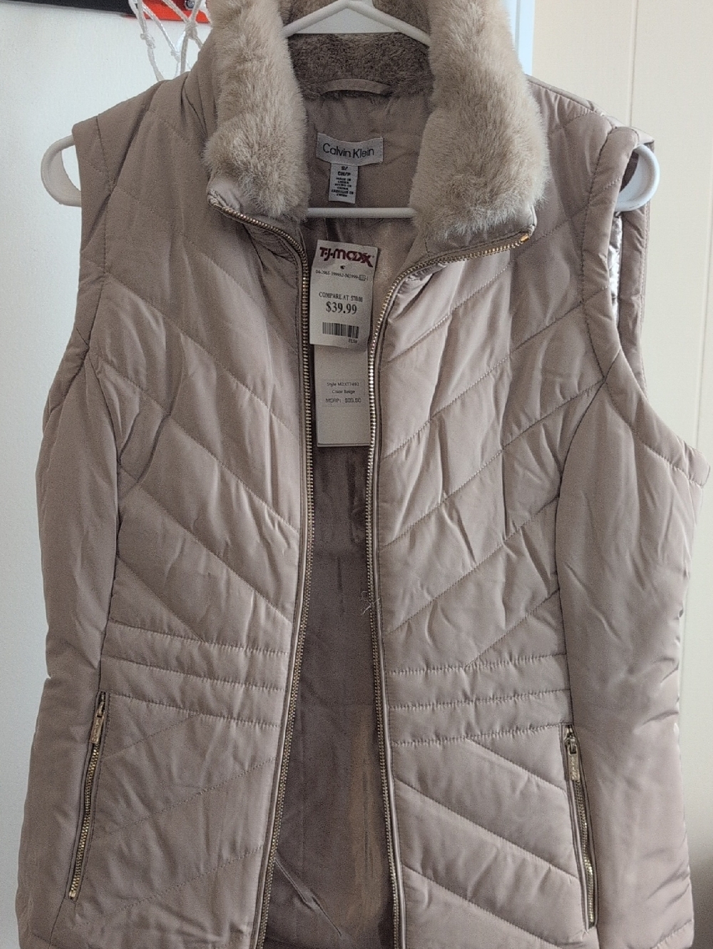 Calvin Klein Quilted Faux-Fur Collar Vest in Light Taupe